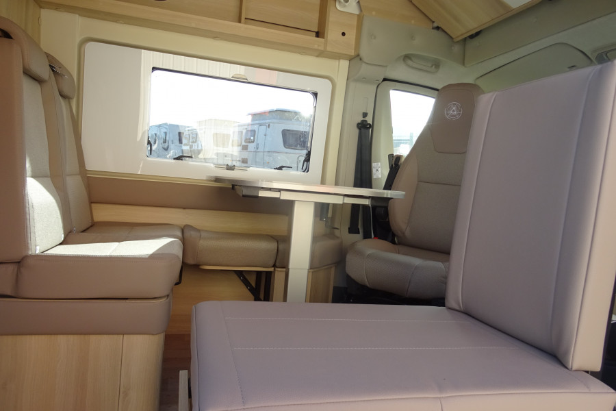 CAMPEREVE FAMILY VAN MODELE 2025