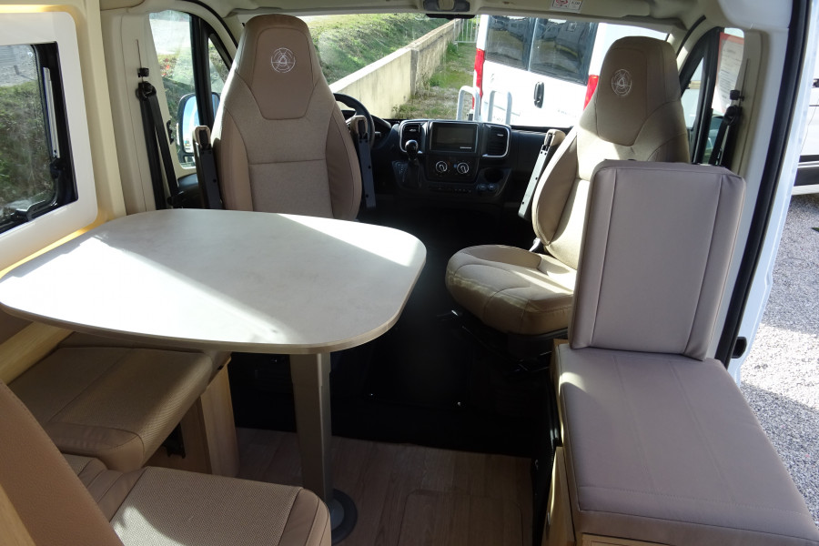 CAMPEREVE FAMILY VAN MODELE 2025